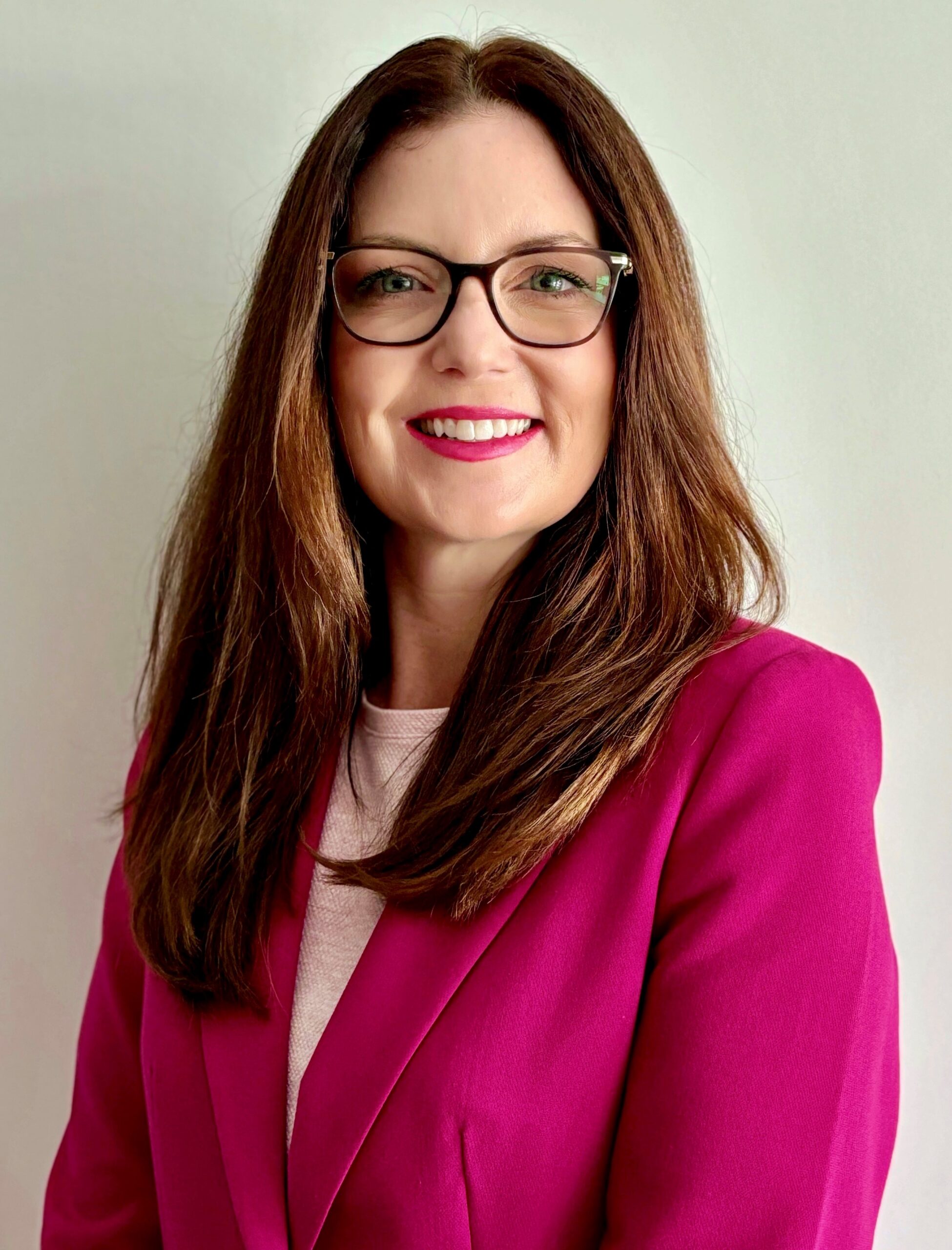 Corporate head shot of Lavinia Dack